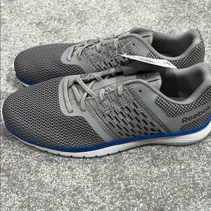NWT; Men’s size 9.5 Reebok gray tennis shoes